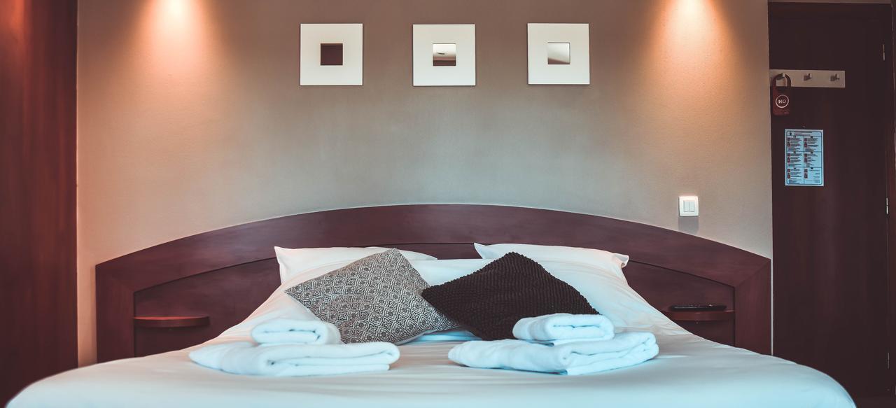 Hotel L'Etoile De Marie Rocroi Екстер'єр фото